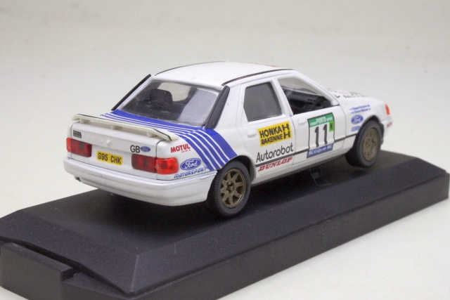 Ford Sierra Cosworth 4x4, Portugal 1991, T.Mäkinen, no.11 - Sulje napsauttamalla kuva