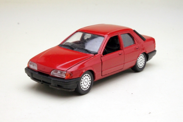 Ford Sierra Ghia 1984, punainen