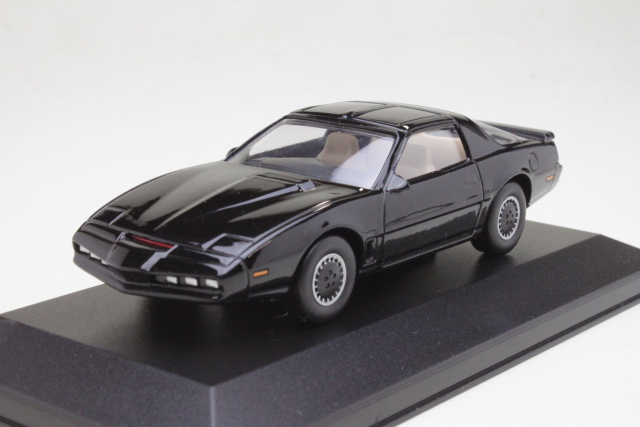 K.I.T.T. Pontiac Trans Am 1982 "Ritariässä"