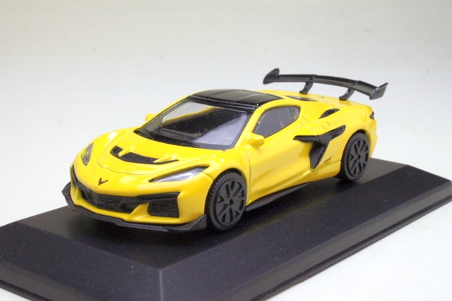 Chevrolet Corvette ZR1 Coupe 2024, keltainen