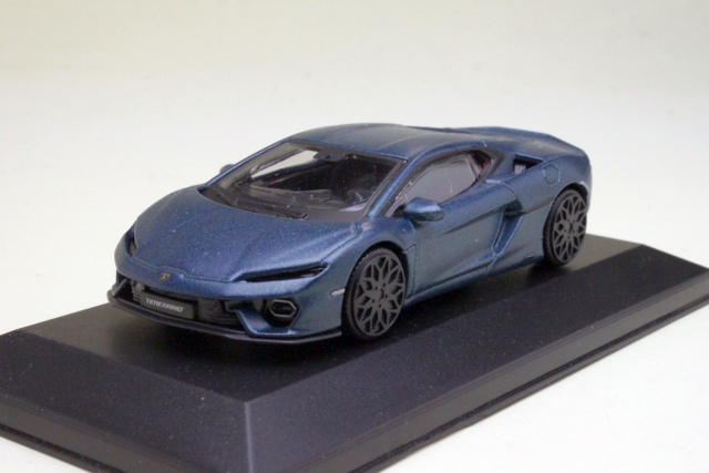 Lamborghini Temerario 2024, sininen
