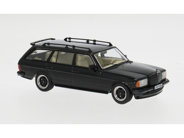 Mercedes 500TE V8 AMG (s123) 1979, musta