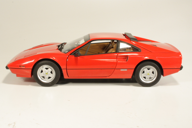 Ferrari 308 GTB 1975, red