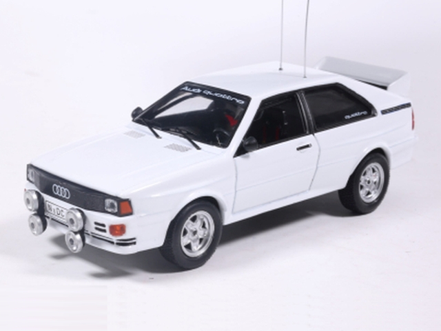 Audi Quattro 1982, valkoinen