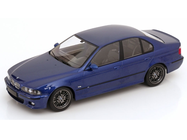 BMW M5 (e39) 1998, sininen
