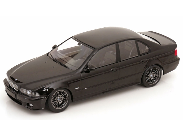 BMW M5 (e39) 1998, musta