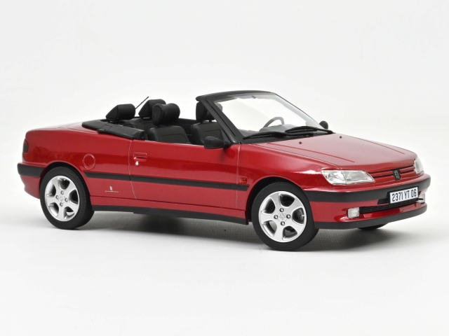 Peugeot 306 Cabriolet 1994, punainen