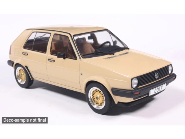 VW Golf 2 5d 1983, beige "alumiinivanteet"