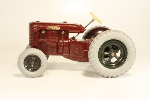 Zetor 25 1956, brown