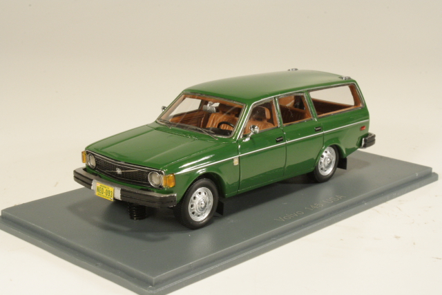 Volvo 145 US version 1971, dark green