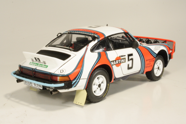 Porsche 911 SC 3.0 "Martini", Safari 1978, B.Waldegaard, no.5