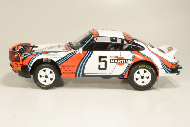 Porsche 911 SC 3.0 "Martini", Safari 1978, B.Waldegaard, no.5