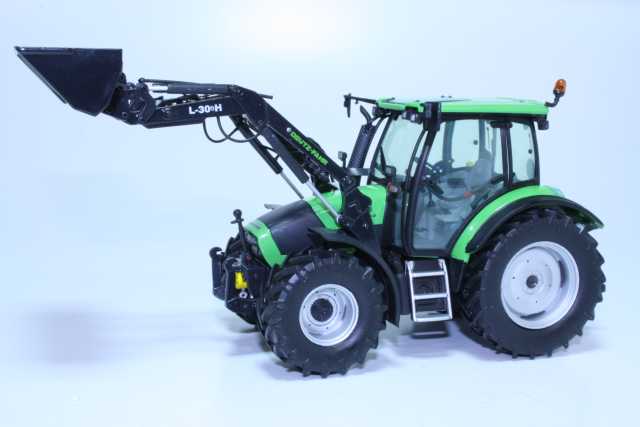 Deutz-Fahr K 100 2007, etukuormaajalla