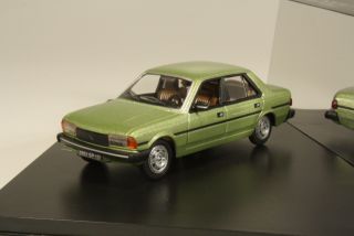 Peugeot 305 SR 1977, green