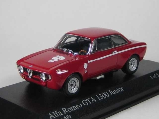 Alfa Romeo GTA 1300 Junior, punainen