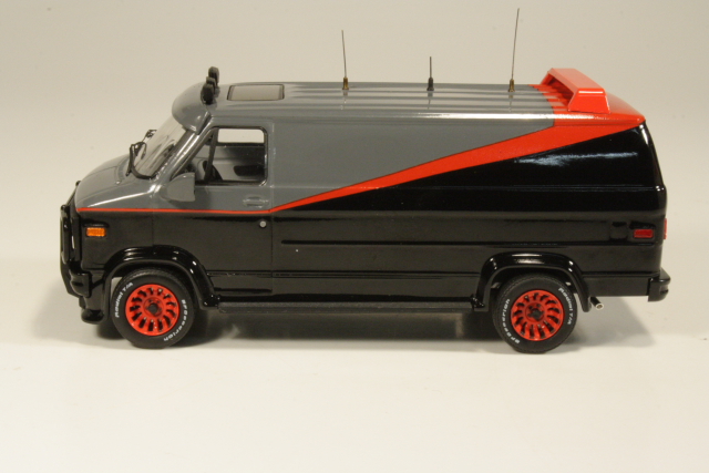 GMC Panel Van "A-Team Classic TV Series", musta