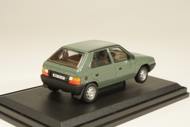 Skoda Favorit 136L 1987, green