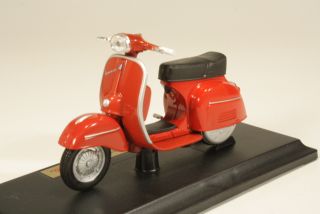 Vespa 180SS 1965, punainen