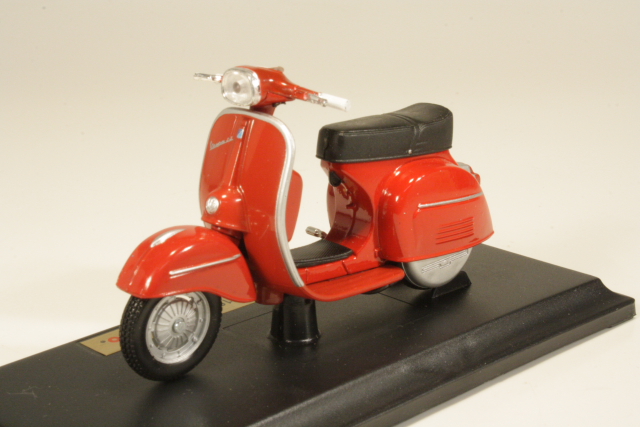 Vespa 180SS 1965, punainen