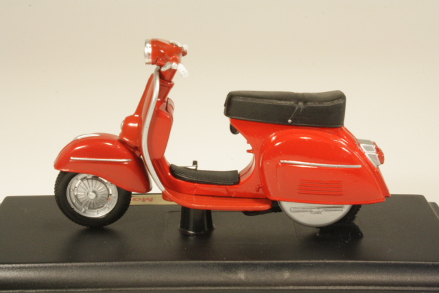 Vespa 180SS 1965, punainen