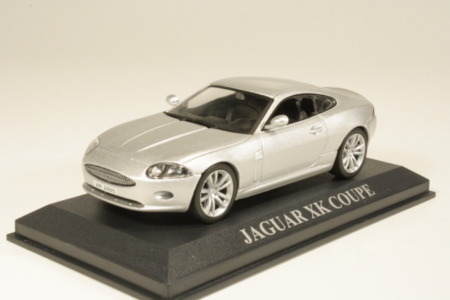 Jaguar XK Coupe 2006, silver