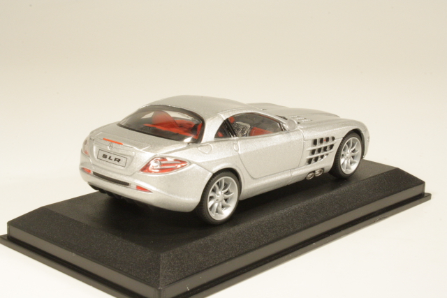 Mercedes SLR McLaren 2003, silver