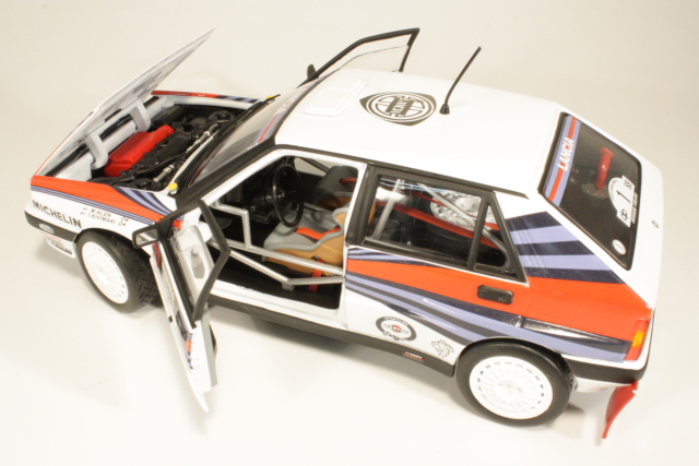 Lancia Delta HF Integrale 8V, Finland 1988, M.Alen, no.1