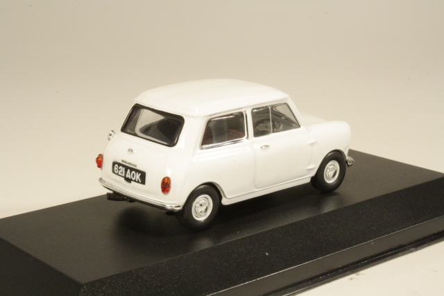 Morris Mini Minor 1959 (621AOK), white