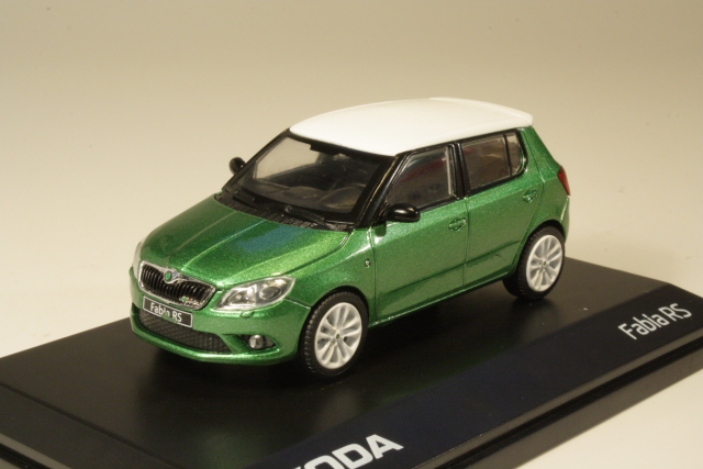 Skoda Fabia II RS 2010, vihreä/valkoinen