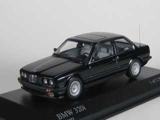 BMW 320i (e30) 1989, musta