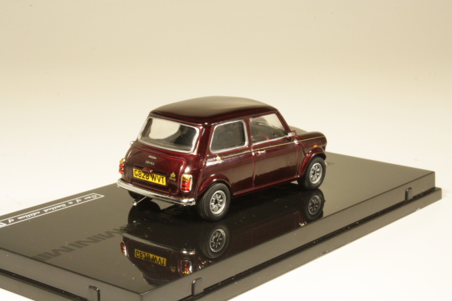 Mini "Thirty" 1989, viininpunainen