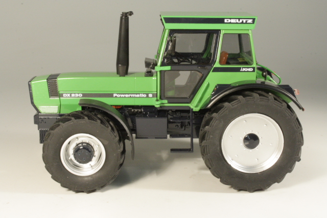 Deutz DX 230 Powermatic S 1980, green