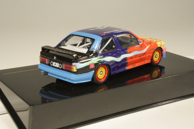 BMW M3 (e30) "Art Car Ken Done" 1989
