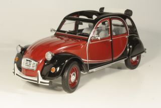 Citroen 2CV Charleston 1981, punainen/musta - Sulje napsauttamalla kuva