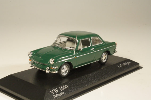 VW 1600 1966, green