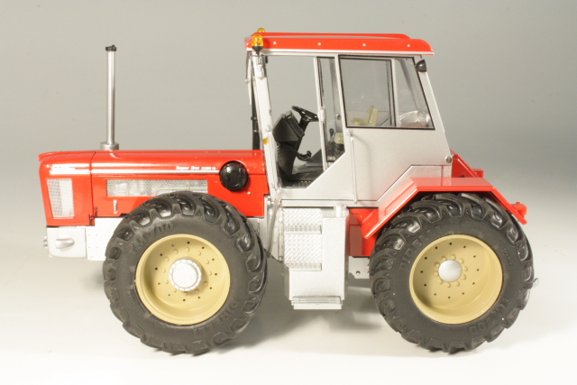 Schluter Super Trac 2500 1984, red