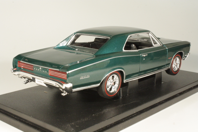 Pontiac GTO 1966, dark green