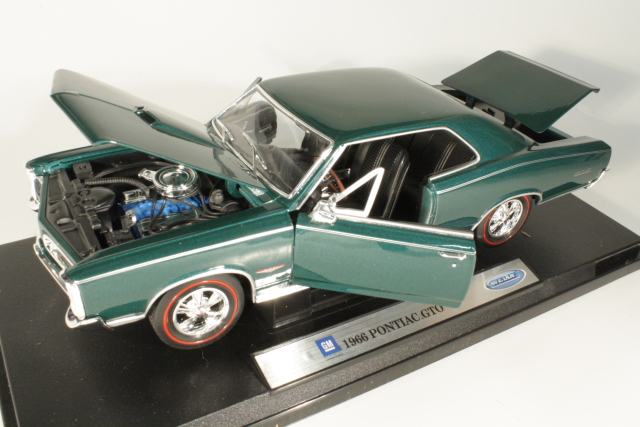 Pontiac GTO 1966, dark green
