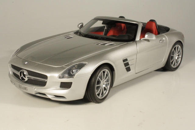 Mercedes SLS AMG Roadster (R197) 2011, hopea