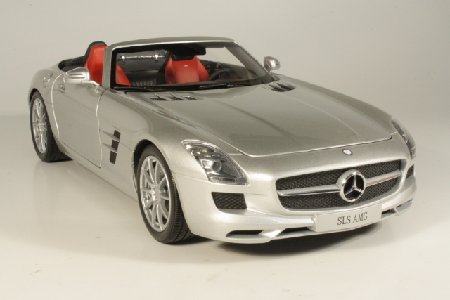 Mercedes SLS AMG Roadster (R197) 2011, hopea