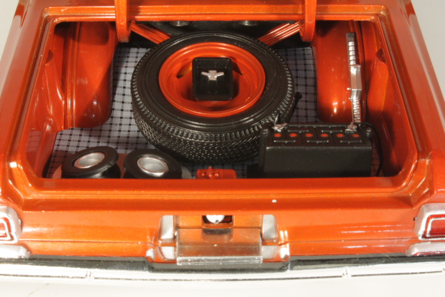 Plymouth Belvedere 1965, oranssi