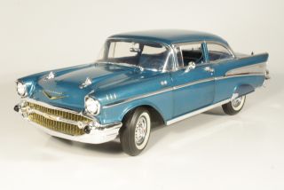 Chevrolet Bel Air 1957, sininen - Sulje napsauttamalla kuva