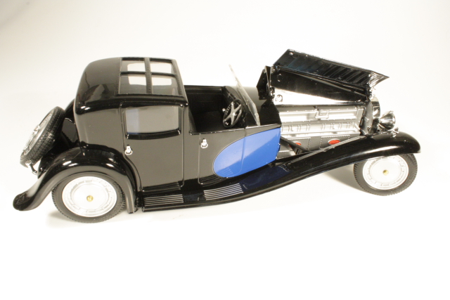 Bugatti Royale 1930, musta/sininen