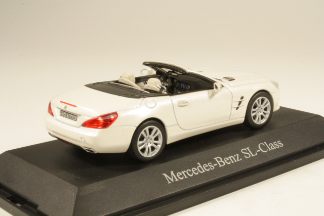 Mercedes SL (R231) 2012, valkoinen