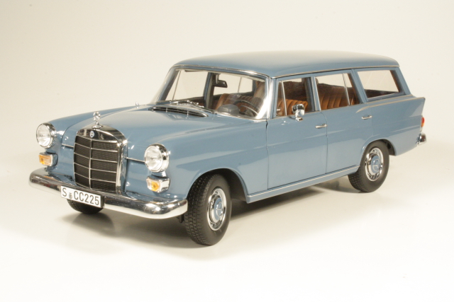 Mercedes 200 Universal (w110) 1968, blue