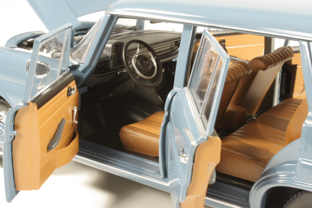 Mercedes 200 Universal (w110) 1968, blue