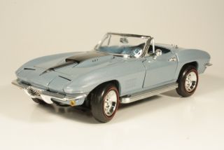 Chevrolet Corvette C2 L88 1967, sininen