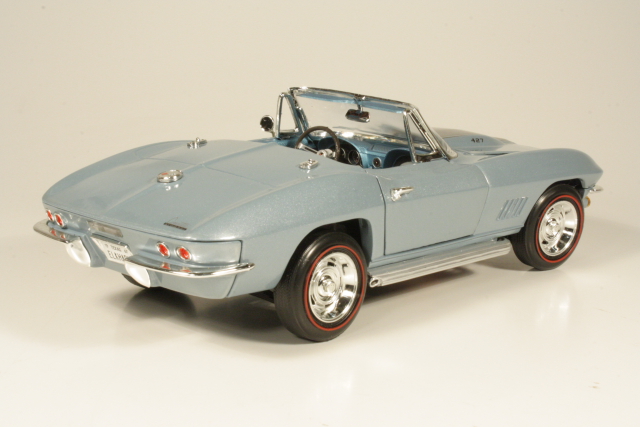 Chevrolet Corvette C2 L88 1967, sininen