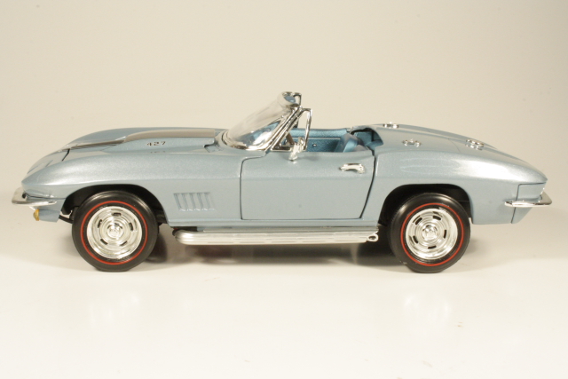 Chevrolet Corvette C2 L88 1967, sininen - Sulje napsauttamalla kuva