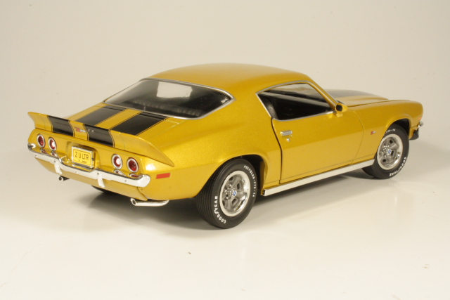 Chevrolet Camaro Z28 1971, gold